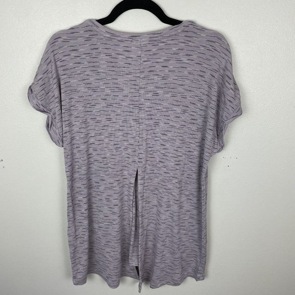 LOGO By Lori Goldstein Purple Short Sleeve Tunic Top Women's Size L Pockets - Picture 6 of 6